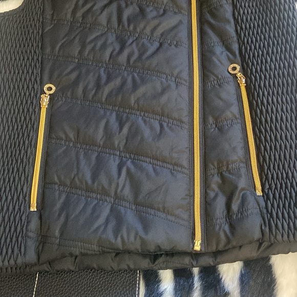 Marc New York (Andrew Marc) Sz S Black Quilted Puffer Womens vest - Picture 11 of 11